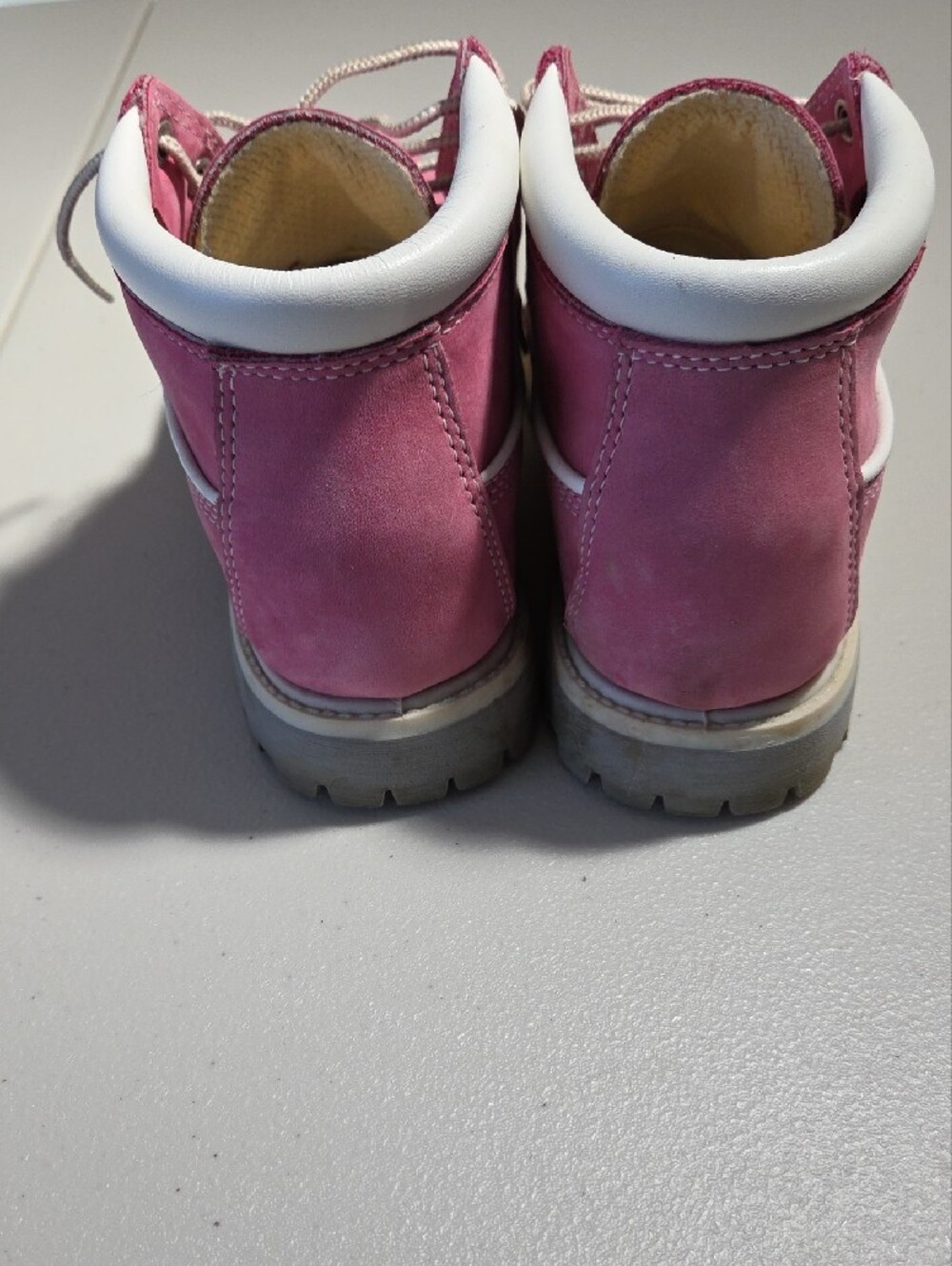 Timberland Pink Nubuck Lace-Up Ankle Boots with White Collar - Picture 5 of 8